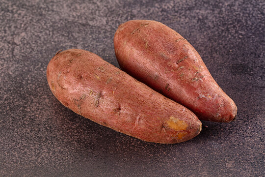 Raw ripe sweet potato - batat