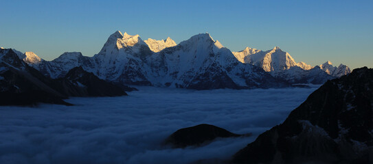 High mountains at sunset seen from Gokyo Ri, Nepal. © u.perreten