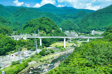 栃木県日光市　川治温泉と野岩鉄道の風景 © TNK