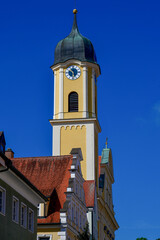 Fototapeta premium Die Dreifaltigkeitskirche in Kaufbeuren, Bayern