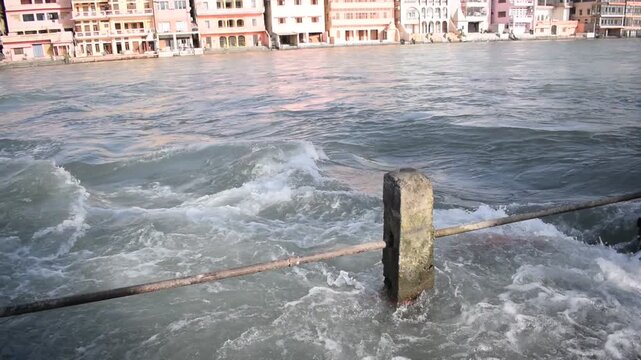 Ganga as seen at Har Ki Paudi in Haridwar, Uttarakhand, India. River Ganga is believed to be the holiest river for Hindus, Haridwar Valley on the Ganges river, India