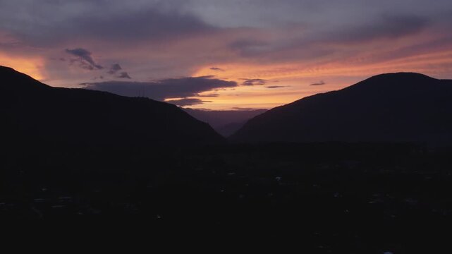 DRONE amanecer selva