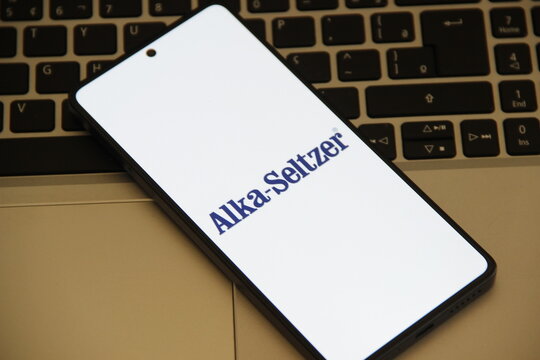 Alka-Seltzer - Medicamento anti&aacute;cido e analg&eacute;sico efervescente, composto por bicarbonato de s&oacute;dio, &aacute;cido c&iacute;trico e aspirina (&aacute;cido acetilsalic&iacute;lico). Utilizado para al&iacute;vio r&aacute;pido de azia, indigest&atilde;o.