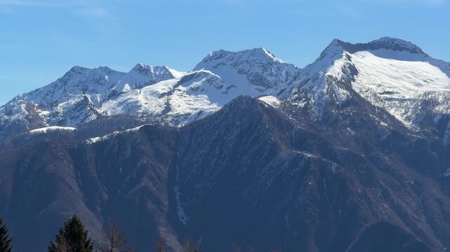 montagne in val d'ossola in italia	