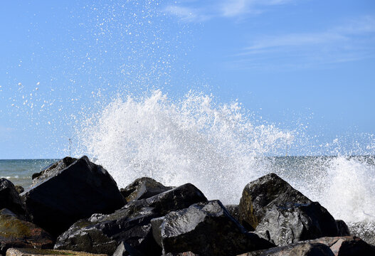 Wellenbrecher an der Nordsee