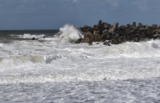 Wellenbrecher an der Nordsee