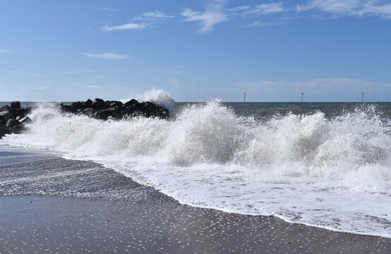 Wellenbrecher an der Nordsee