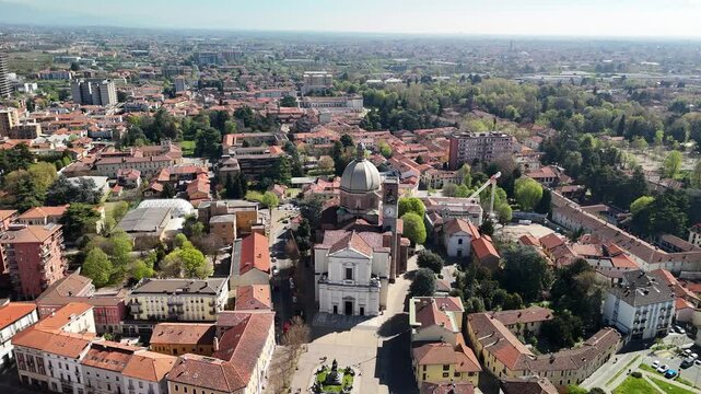 Desio, Basilica dei Santi 