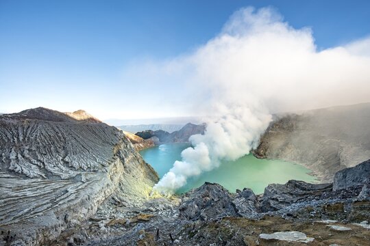 Volcano Kawah Ijen, volcanic crater with crater lake and steaming vents, morning light, Banyuwangi, Sempol, Jawa Timur, Indonesia