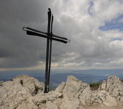 Peak of Velky Rozsutec Mountain, 1609m, Mala Fatra National Park, Slovakia, Europe