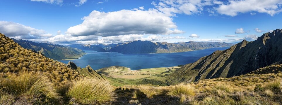 View of Lake Hawea, lake and mountain landscape, view from Isthmus Peak, panoramic picture, Wanaka, Otago, South Island, New Zealand