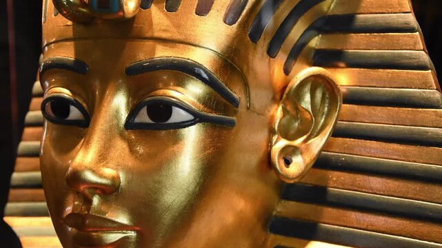 Egyptian King Tutankhamun Statue Figurine
