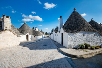 The fairytale trulli houses of Alberobello, Italy © Tomasz Warszewski