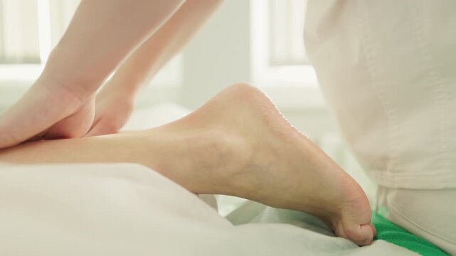 Focused exercises help improve joint mobility in ankles and toes effectively