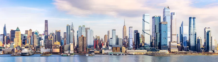 New York City midtown skyline panorama, as viewed from Weehawken, along the 42nd street canyon © mandritoiu