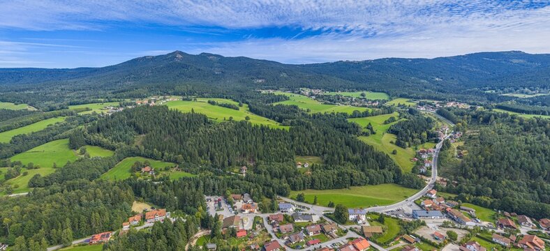 Lohbergh&uuml;tte im Naturpark Oberer Bayerischer Wald im Kreis Cham in der Oberpfalz von oben