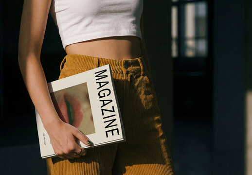 Magazine Mockup