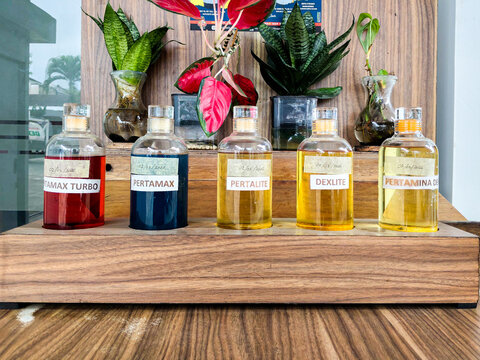 a picture of the colors of each type of Pertamina gasoline at one of the Pertamina fuel filling stations in Samarinda