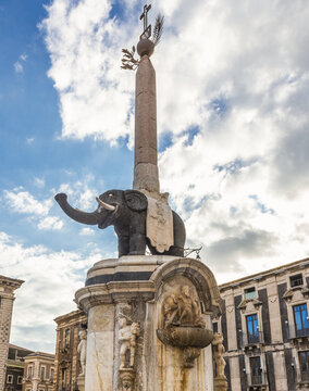 Fountain of Elephant on Cathedral Square in historic part of Catania city, Sicily Island, Italy