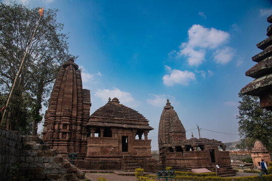 tample made raja karna deb , haritage temple 