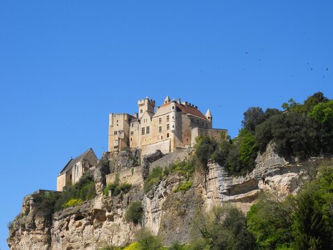 Beynac-et-Cazenac .