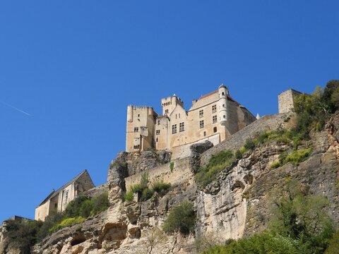 Beynac-et-Cazenac .