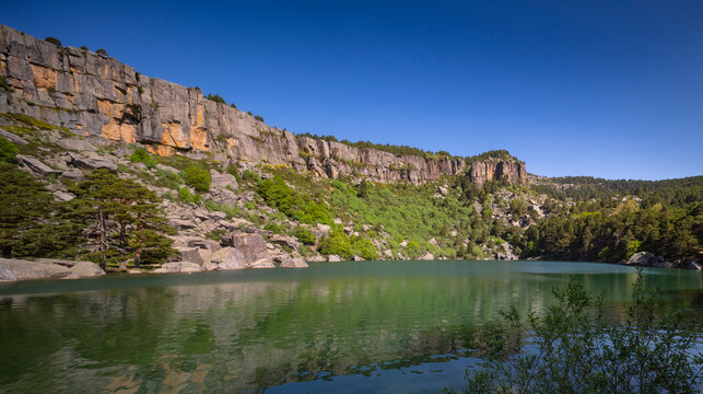 Glacial Lake, Laguna Negra y Circos Glaciares de Urbi&oacute;n Natural Park, Protected Area, Picos de Urbi&oacute;n, Soria, Castilla Y Le&oacute;n, Spain, Europe