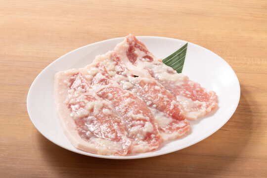 ［国内産］豚ロース　焼肉用（塩麹）