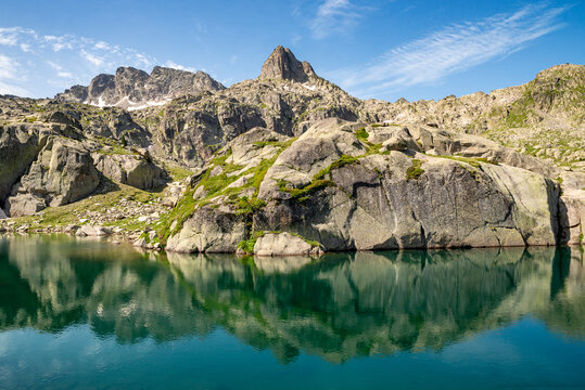 Lake Podo or Estanh de Podo​ is a glacial lake located at 2455 m above sea level, in the Colomers Cirque hiking trail, Vall d Aran, Lleida province, Catalonia, Spain