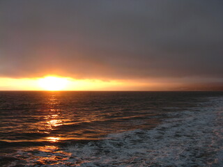 Obraz premium sunset at the beach