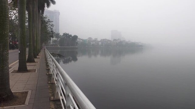 Heavy autumn smog maximizes air pollution in Hanoi in calm weather