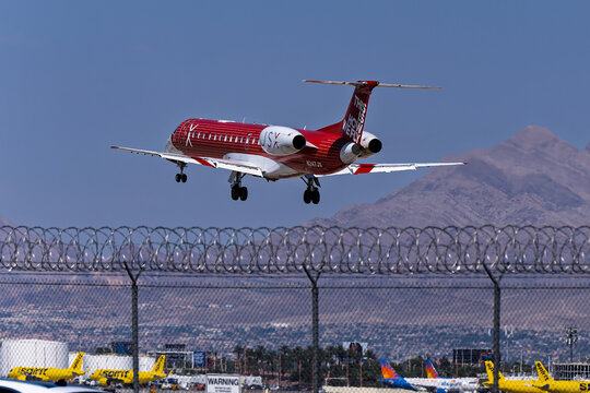 Harry Reid Airport 8-30-25 Las Vegas, NV USAJSX Airlines Embraer ERJ-145 N247JX in "This is how we fly" livery arrival into Harry Reid Intl Airport.