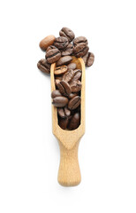 Fototapeta premium Scoop with coffee beans on white background