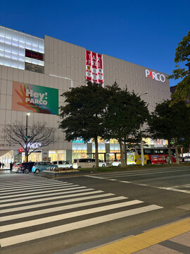 夜の福岡PARCO（パルコ）