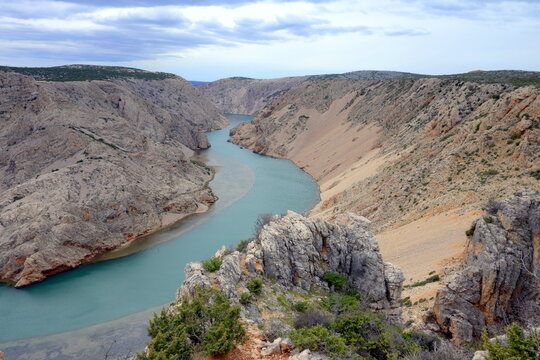 Zrmanja River, Canyon, Velebit, Nature, Park, Zadar County, Croatia, Europe, symbol, Paklenica, water, panorama, view,