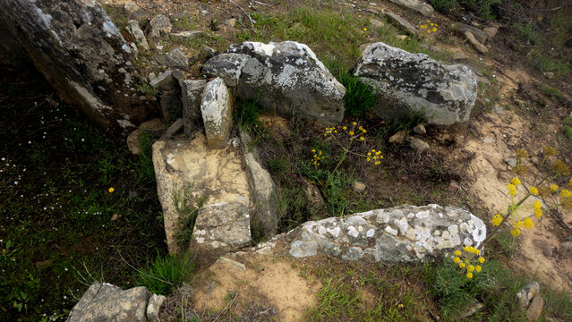 Megalithgrab Anta da Masmorra, Mealha, Algarve