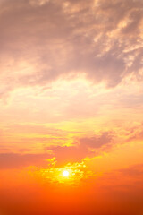 Obraz premium Beautiful luxury soft gradient with orange gold clouds and sunlight on the blue sky perfect for the background, take in everning,morning,Twilight, high definition landscape photo, Vertical
