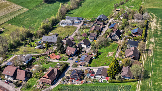 Etzelkofen, Berner Mittelland, Schweiz, Luftaufnahme, April 2026