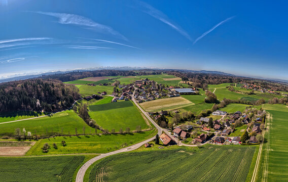 Etzelkofen, Berner Mittelland, Schweiz, Luftaufnahme, April 2026