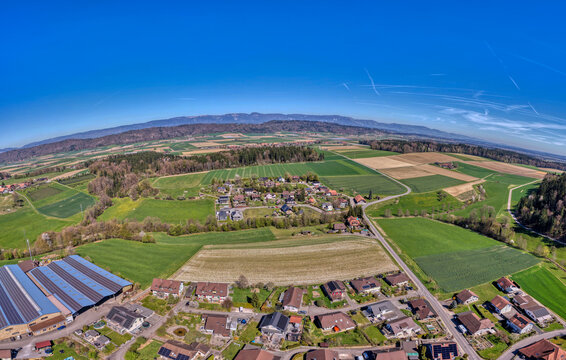 Etzelkofen, Berner Mittelland, Schweiz, Luftaufnahme, April 2026