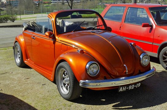 Volkswagen Beetle orange convertible vintage custom car