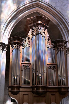 orgue d'&eacute;glise