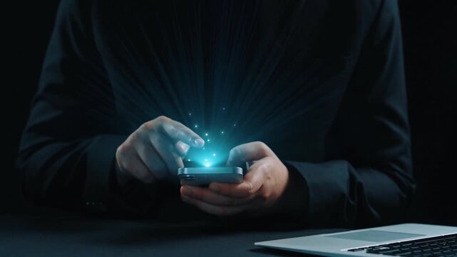ERP platform visual showing centralized system for enterprise resource planning, improving integration, data flow, business efficiency, finance, inventory, and human resources. Elide