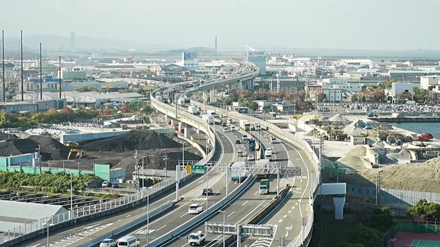 阪神高速道路と行き交う自動車のスローモーション