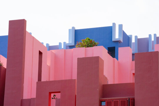 modern architecture skyline pink house luxury vacation modern design sky detail closeup texture - La Muralla Roja - Calpe, Alicante, Spain - 2025