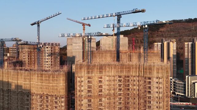 Bright Daylight Illuminates Active Construction Work At Anderson Site Jan 10 2026