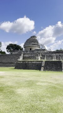 El caracol astronomical observatory in chichen itza, mexico. Chichen itza