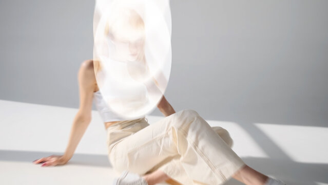 Object Roll Transition 09