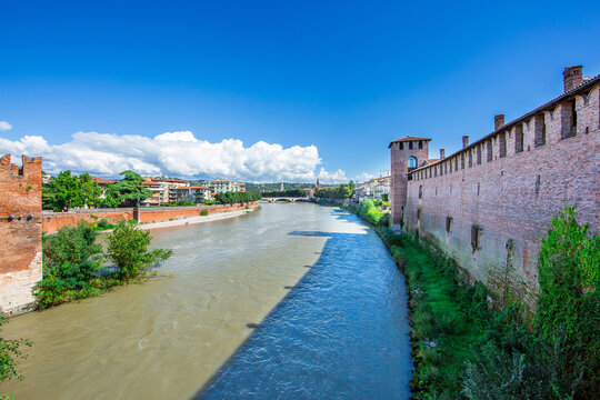 흙탕물,벽돌,성벽,주택,아디제강,베로나,베네토,이탈리아