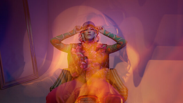 Object Roll Transition 07